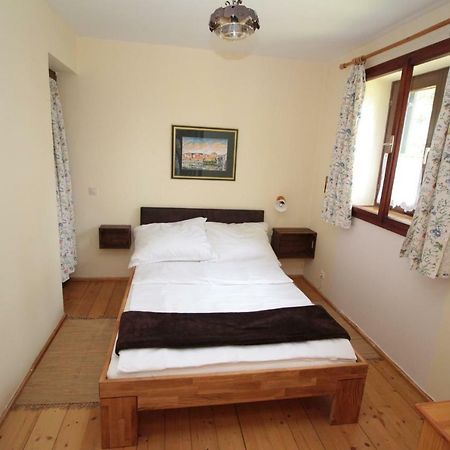 Holiday Home Winzerhaus Eva Spicnik Esterno foto